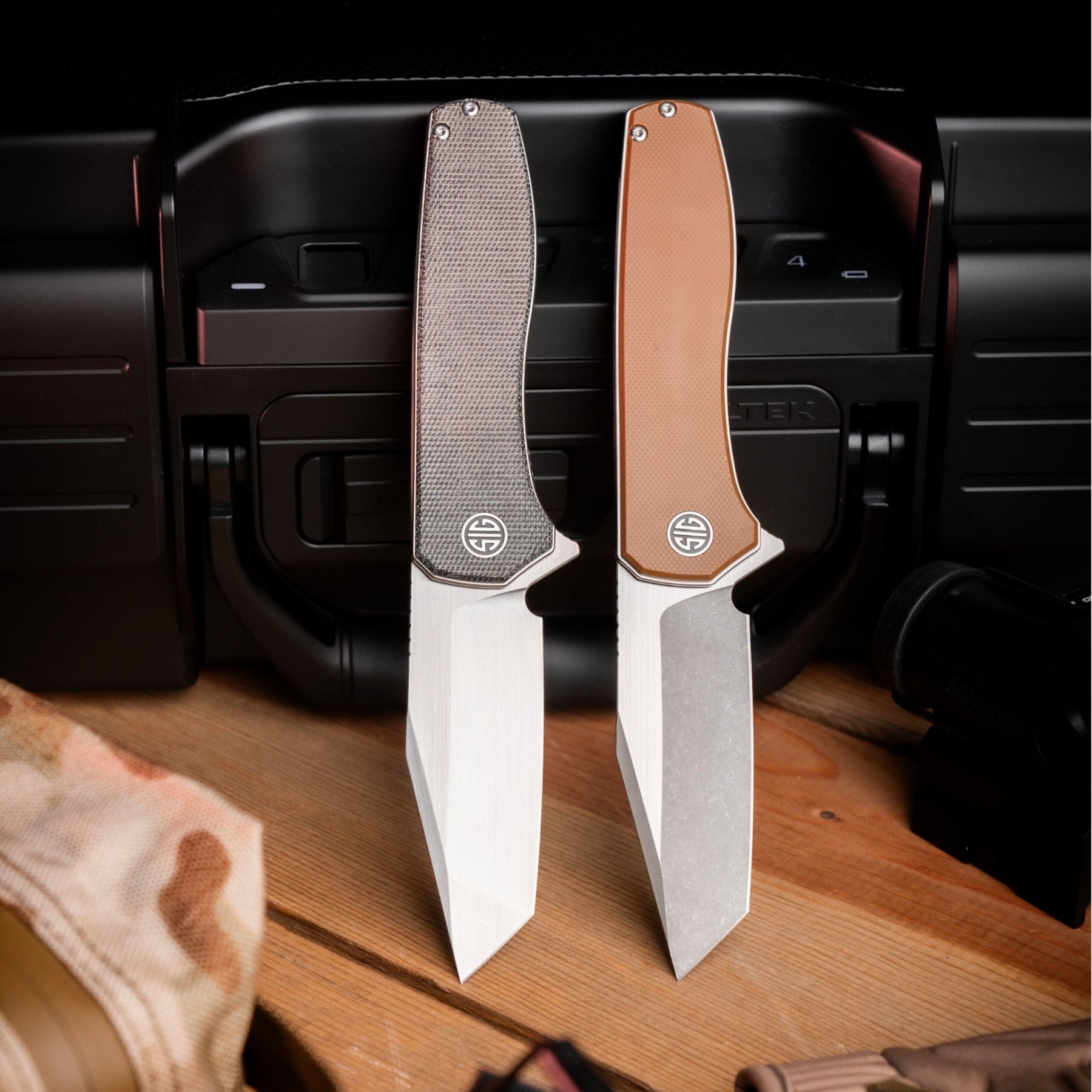 XIPHOS | Grey Black | Micarta | Nitro-V – EIKONIC Knife Company